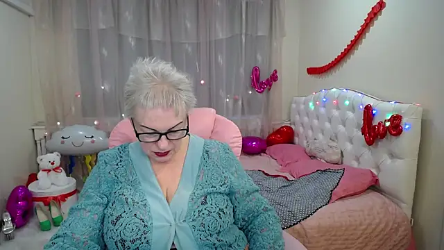KayleSmoll online show from 02-27-25, 04:57
