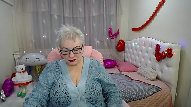 KayleSmoll online show from 02-22-25, 02:06