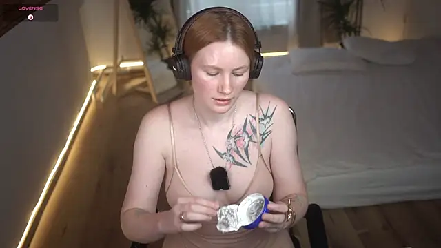 Snapshot of AkaneiroDemon chatting on 01-22-25, 02:03 AkaneiroDemon online show from 01-22-25, 02:03