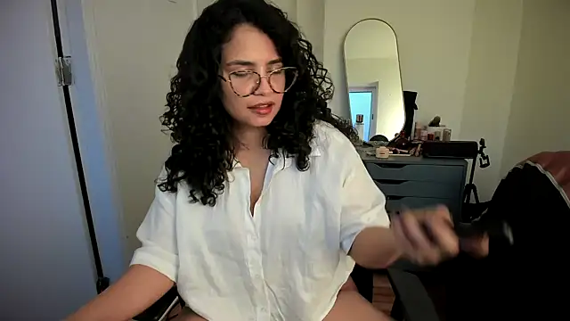 cinnamon rosa online show from 02-26-25, 11:19