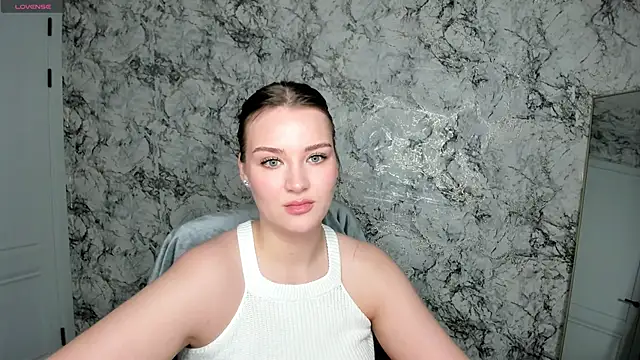 DeniRicchii online show from 03-12-26, 07:40