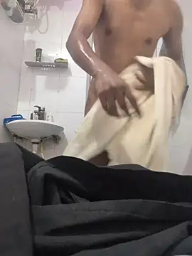 richardjames95 online show from 10-23-25, 08:57