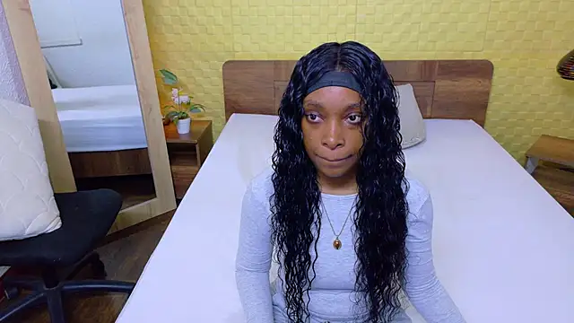 Shamiraa moore online show from 02-13-26, 08:09