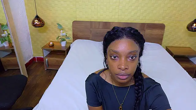 Shamiraa moore online show from 02-21-26, 01:13