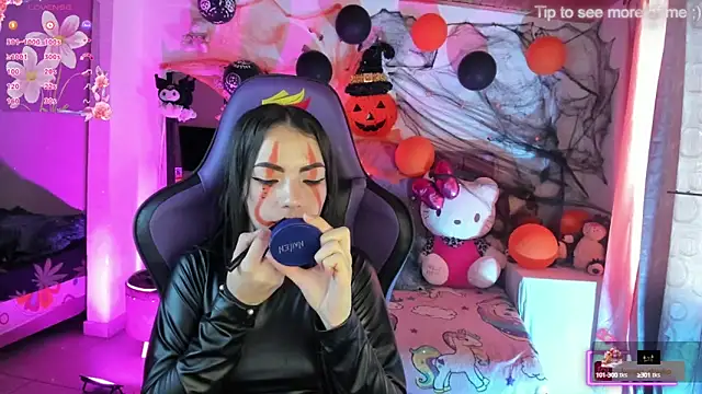 Snapshot of Alice_ch1 chatting on 10-04-25, 08:21 Alice ch1 online show from 10-04-25, 08:21