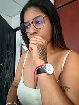 Sofythom1 online show from 05-24-26, 10:42