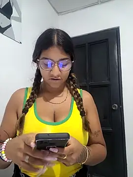 Sofythom1 online show from 11-21-25, 03:16