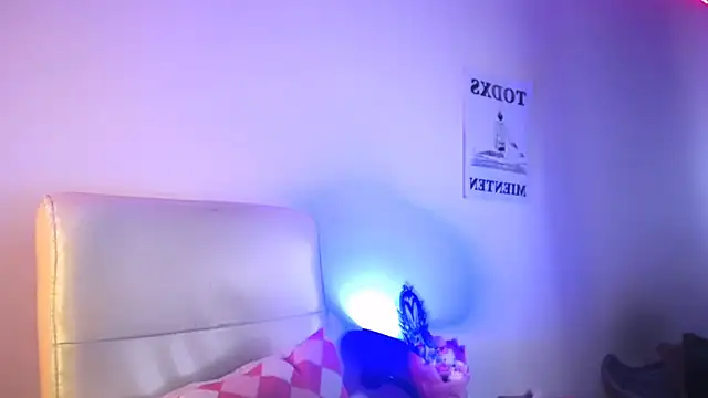 elektraa sky11 online show from 10-31-25, 08:38