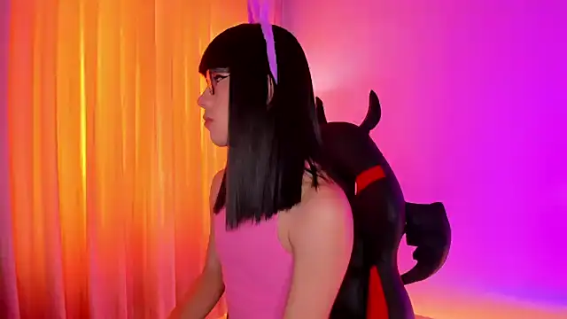 Snapshot of Kaarla___ chatting on 03-20-25, 03:04 Kaarla online show from 03-20-25, 03:04