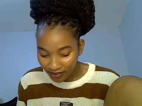 Snapshot of cute-alexis chatting on 06-08-26, 08:37 cute-alexis online show from 06-08-26, 08:37