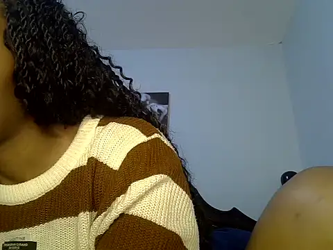 Snapshot of cute-alexis chatting on 05-29-26, 05:46 cute-alexis online show from 05-29-26, 05:46