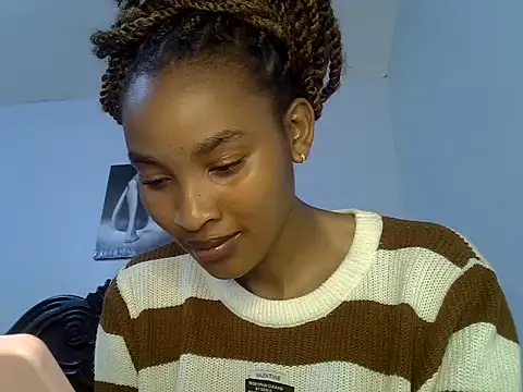 Snapshot of cute-alexis chatting on 04-20-26, 08:50 cute-alexis online show from 04-20-26, 08:50