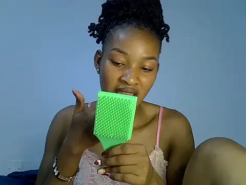 cute-alexis online show from 10-20-25, 08:26