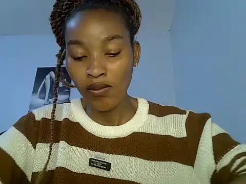 Snapshot of cute-alexis chatting on 04-19-26, 09:43 cute-alexis online show from 04-19-26, 09:43