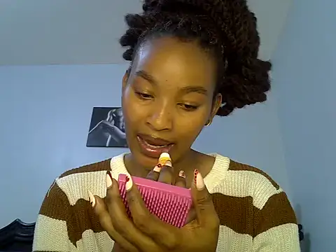 Snapshot of cute-alexis chatting on 05-24-26, 09:31 cute-alexis online show from 05-24-26, 09:31