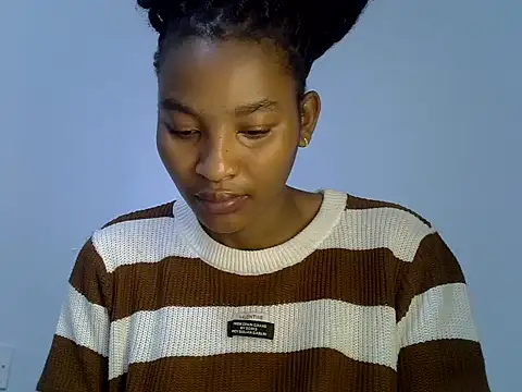Snapshot of cute-alexis chatting on 05-05-26, 07:11 cute-alexis online show from 05-05-26, 07:11
