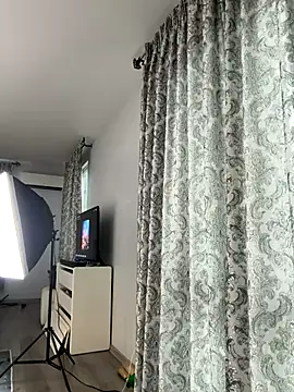 -RIVIERA- online show from 11-18-25, 09:12