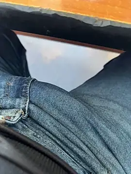 Snapshot of elber-gdo chatting on 02-11-25, 07:27 elber-gdo online show from 02-11-25, 07:27