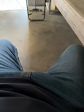 Snapshot of elber-gdo chatting on 02-14-25, 06:40 elber-gdo online show from 02-14-25, 06:40