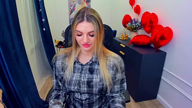 SelenaeMoore online show from 02-13-26, 03:39