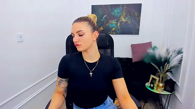 SelenaeMoore online show from 02-22-26, 07:37