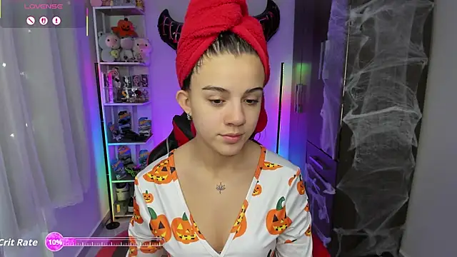 Snapshot of Layla_castilloo chatting on 10-01-25, 02:32 Layla castilloo online show from 10-01-25, 02:32