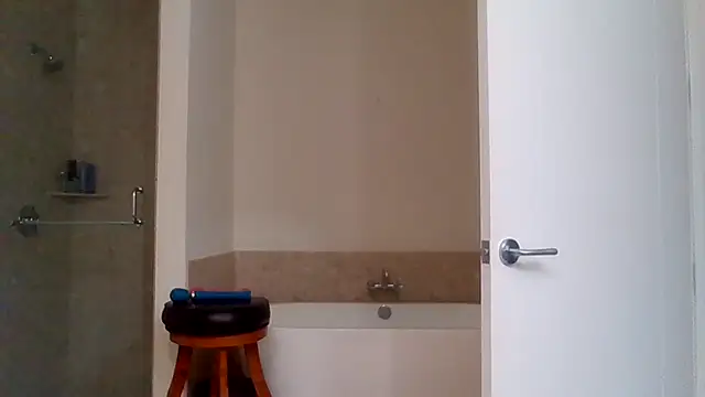 Snapshot of urgoodtime chatting on 01-14-25, 09:35 urgoodtime online show from 01-14-25, 09:35