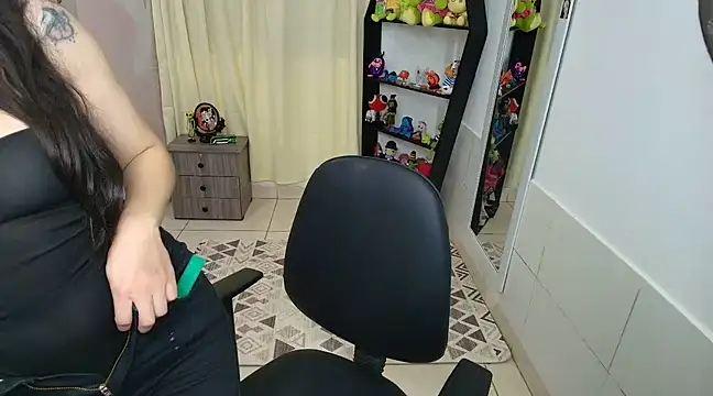 Snapshot of Violeta_Arnau chatting on 03-20-25, 03:04 Violeta Arnau online show from 03-20-25, 03:04