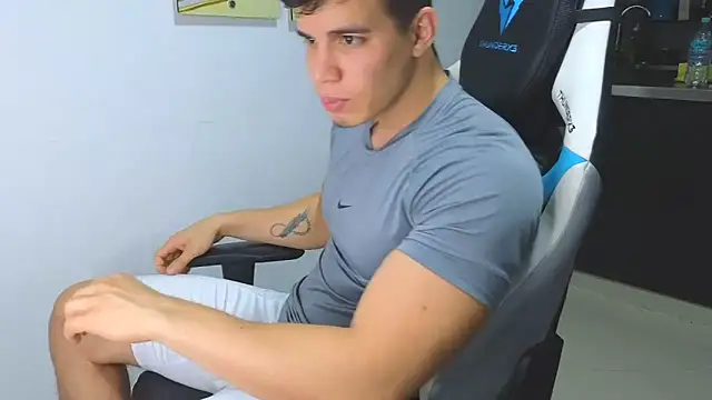 Ethanstill1 online show from 02-04-25, 03:00