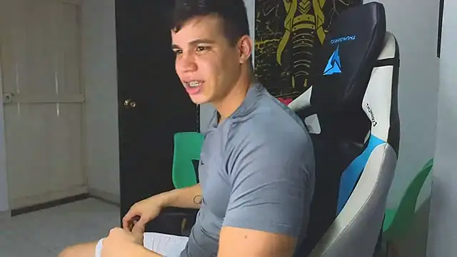 Ethanstill1 online show from 03-11-25, 02:53