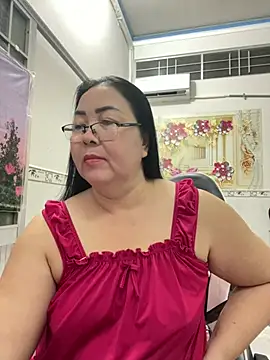Snapshot of NDith chatting on 07-11-26, 01:00 NDith online show from 07-11-26, 01:00
