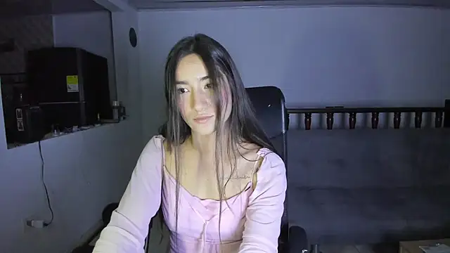 Amelie  88 online show from 12-07-24, 10:34