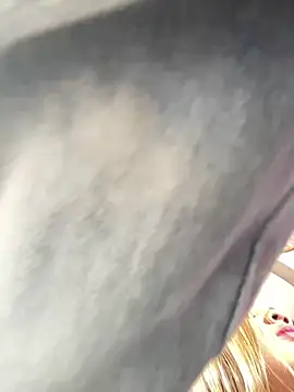 Snapshot of NAUGHTY_LITTLE_18 chatting on 12-21-24, 06:33 NAUGHTY LITTLE 18 online show from 12-21-24, 06:33