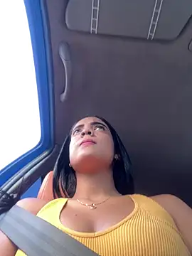 Snapshot of NAUGHTY_LITTLE_18 chatting on 09-19-25, 09:08 NAUGHTY LITTLE 18 online show from 09-19-25, 09:08