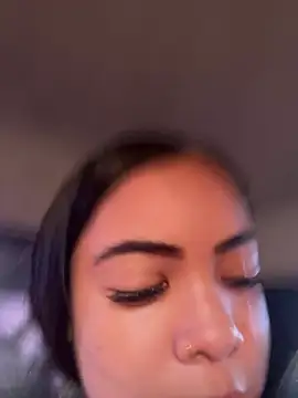 NAUGHTY LITTLE 18 online show from 07-10-26, 04:18
