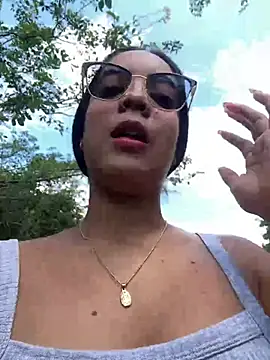 Snapshot of NAUGHTY_LITTLE_18 chatting on 02-19-26, 04:15 NAUGHTY LITTLE 18 online show from 02-19-26, 04:15