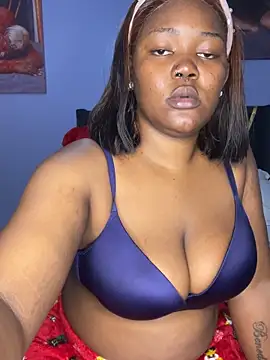 Snapshot of Cherriikenzie chatting on 06-20-26, 11:15 Cherriikenzie online show from 06-20-26, 11:15