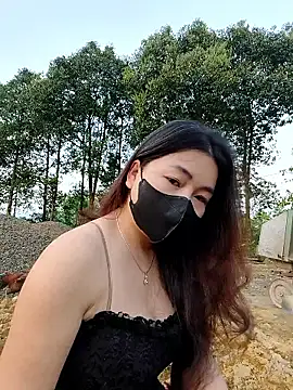 lyna bl online show from 03-31-26, 10:56