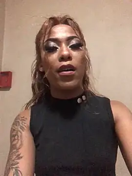 Kylie Hairy Bbc online show from 10-18-25, 01:40