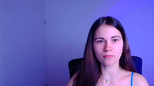 Snapshot of Loon_Amore chatting on 02-07-25, 07:38 Loon Amore online show from 02-07-25, 07:38