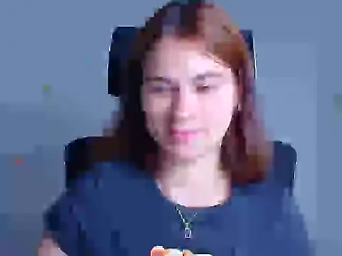 Snapshot of Loon_Amore chatting on 10-07-25, 07:20 Loon Amore online show from 10-07-25, 07:20