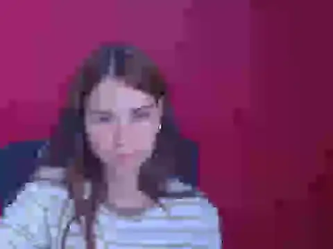 Snapshot of Loon_Amore chatting on 10-08-25, 12:28 Loon Amore online show from 10-08-25, 12:28