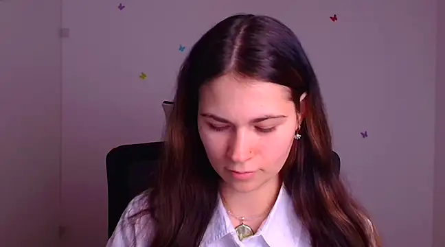 Snapshot of Loon_Amore chatting on 02-25-25, 07:49 Loon Amore online show from 02-25-25, 07:49