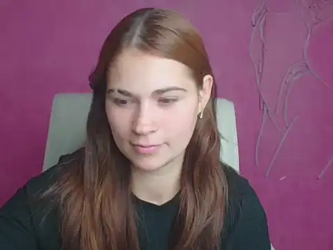 Snapshot of Loon_Amore chatting on 09-19-25, 06:39 Loon Amore online show from 09-19-25, 06:39