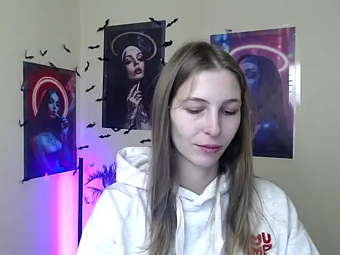 StrangerGi online show from 11-10-25, 12:32