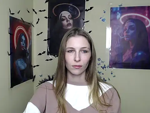 Snapshot of StrangerGi chatting on 03-10-25, 04:03 StrangerGi online show from 03-10-25, 04:03