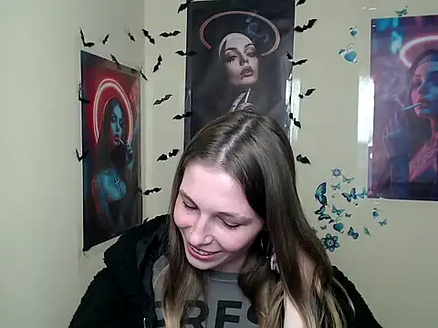 Snapshot of StrangerGi chatting on 03-14-25, 04:09 StrangerGi online show from 03-14-25, 04:09