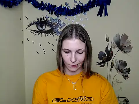 Snapshot of StrangerGi chatting on 02-26-25, 04:16 StrangerGi online show from 02-26-25, 04:16