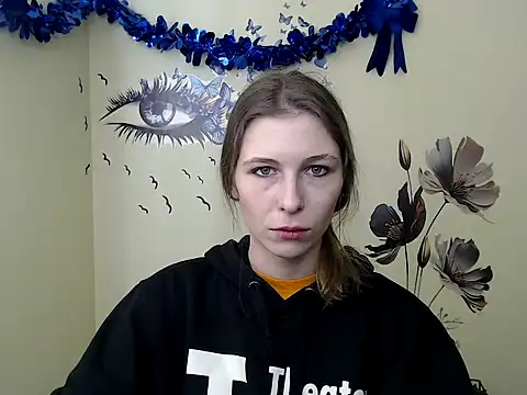 Snapshot of StrangerGi chatting on 02-26-25, 07:02 StrangerGi online show from 02-26-25, 07:02