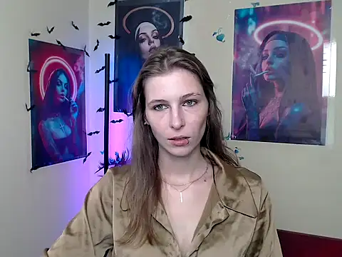 Snapshot of StrangerGi chatting on 09-18-25, 12:19 StrangerGi online show from 09-18-25, 12:19
